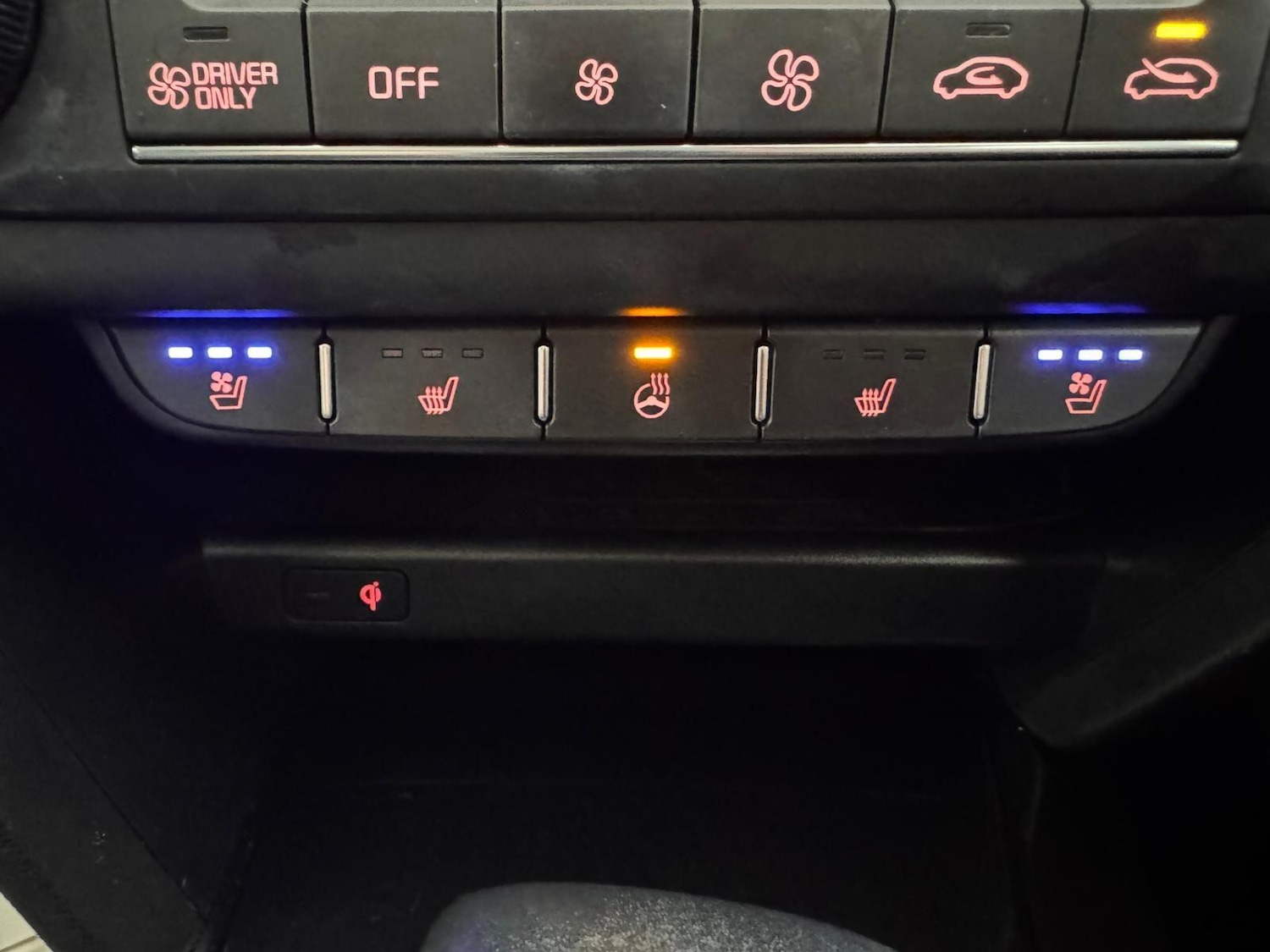 Used Kia XCeed 2020 for sale - 77440439: Photo 23