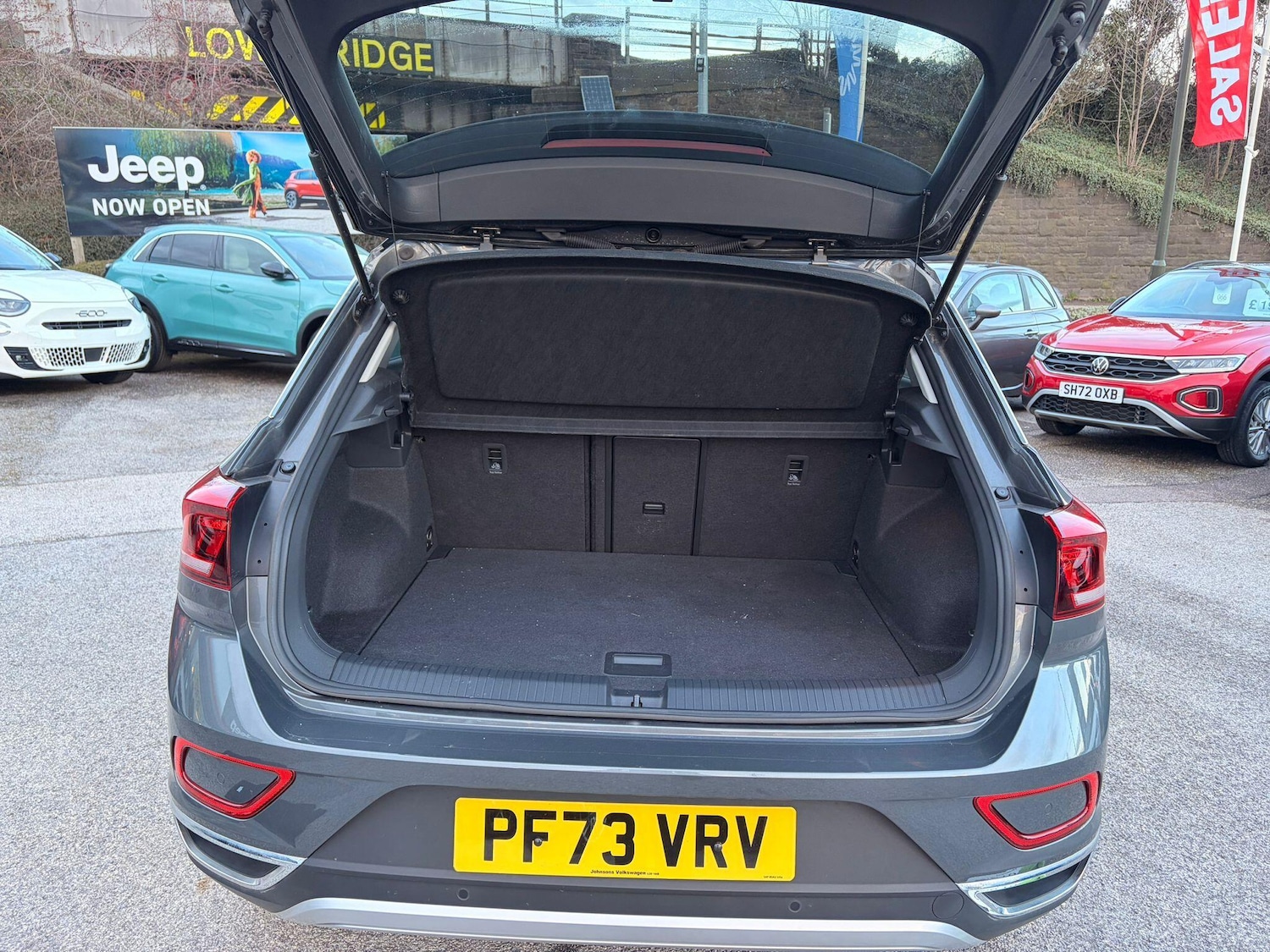 Used Volkswagen T-Roc 2023 for sale - 77549404: Photo 10