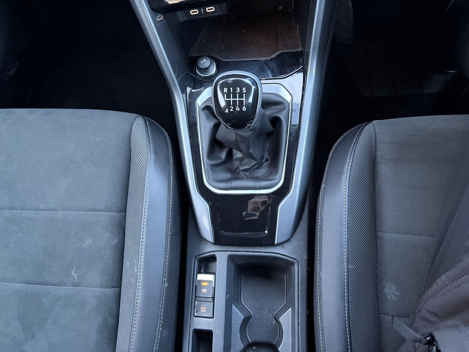 Used Volkswagen T-Roc 2023 for sale - 77549404: Photo 11