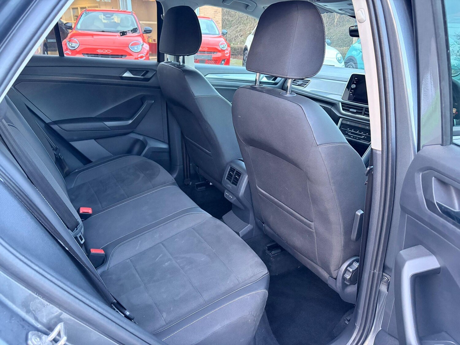 Used Volkswagen T-Roc 2023 for sale - 77549404: Photo 14