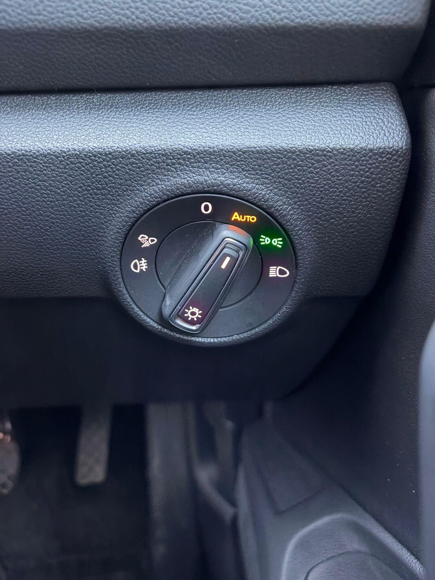 Used Volkswagen T-Roc 2023 for sale - 77549404: Photo 16