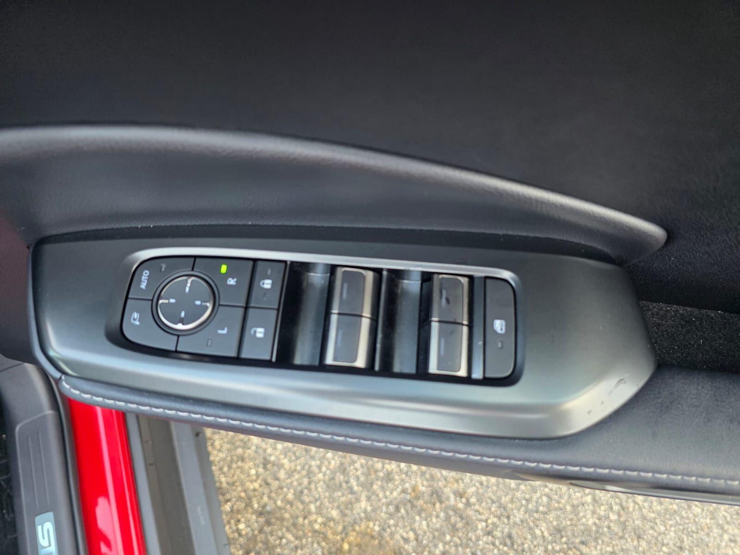 Used Lexus LBX 2025 for sale - 76473680: Photo 17