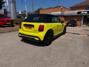 Used MINI Convertible 2021 for sale - 79255683: Photo