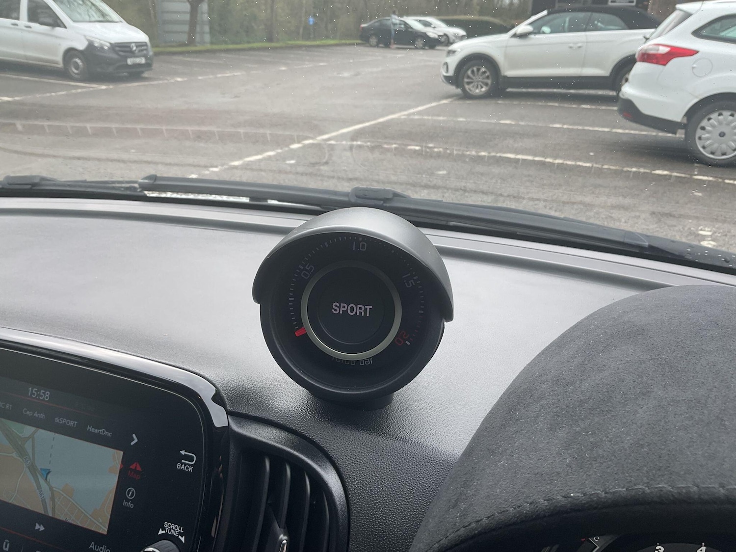 Used Abarth 695 2024 for sale - 78127839: Photo 18