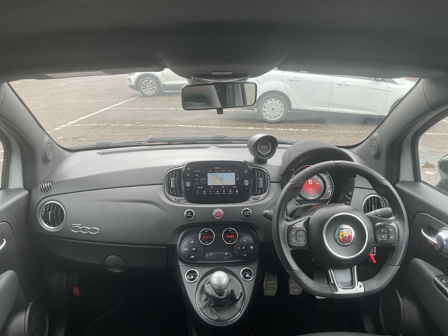 Used Abarth 695 2024 for sale - 78127839: Photo 9