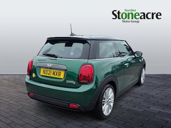 Used MINI Hatch 2021 for sale - 76200647: Photo