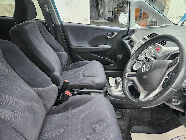 Used Honda Jazz 2010 for sale - 76283761: Photo 12