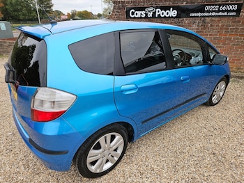 Used Honda Jazz 2010 for sale - 76283761: Photo