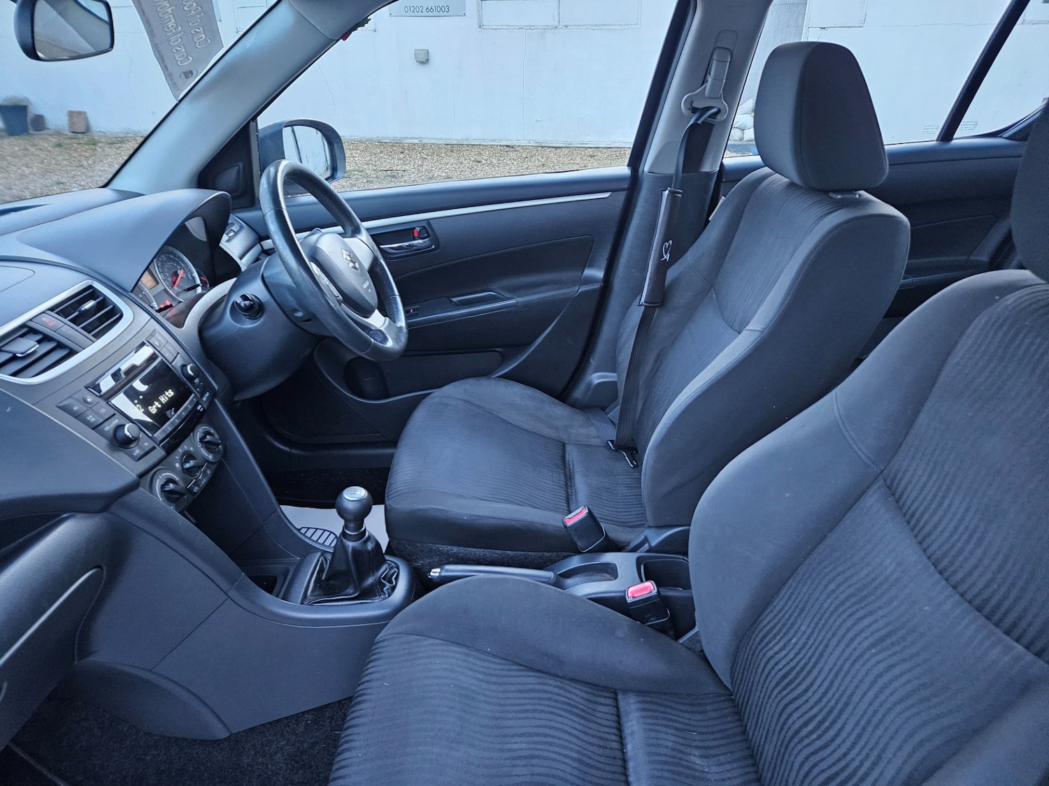 Used Suzuki Swift 2011 for sale - 77837132: Photo 15