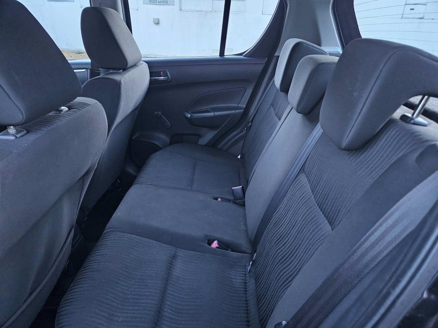 Used Suzuki Swift 2011 for sale - 77837132: Photo 21