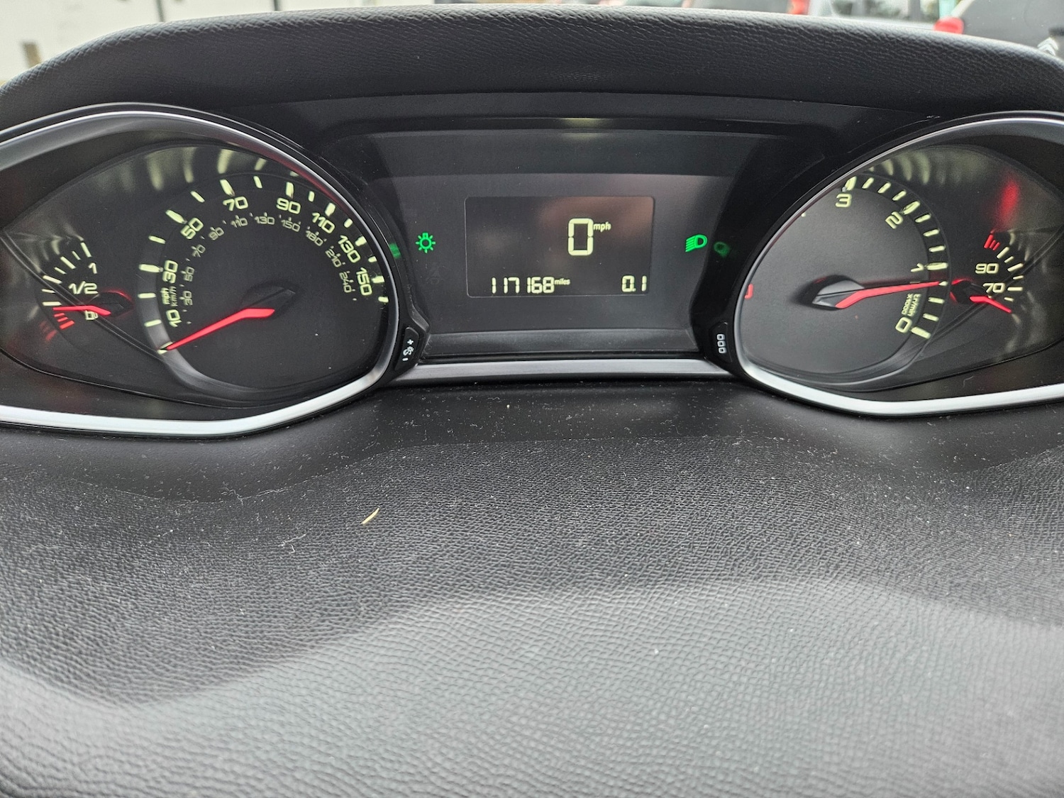 Used Peugeot 308 2015 for sale - 76687477: Photo 9