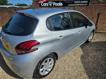 Used Peugeot 208 2016 for sale - 78671030: Photo