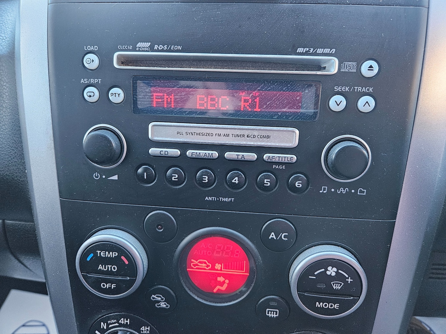 Used Suzuki Grand Vitara 2010 for sale - 77979976: Photo 10