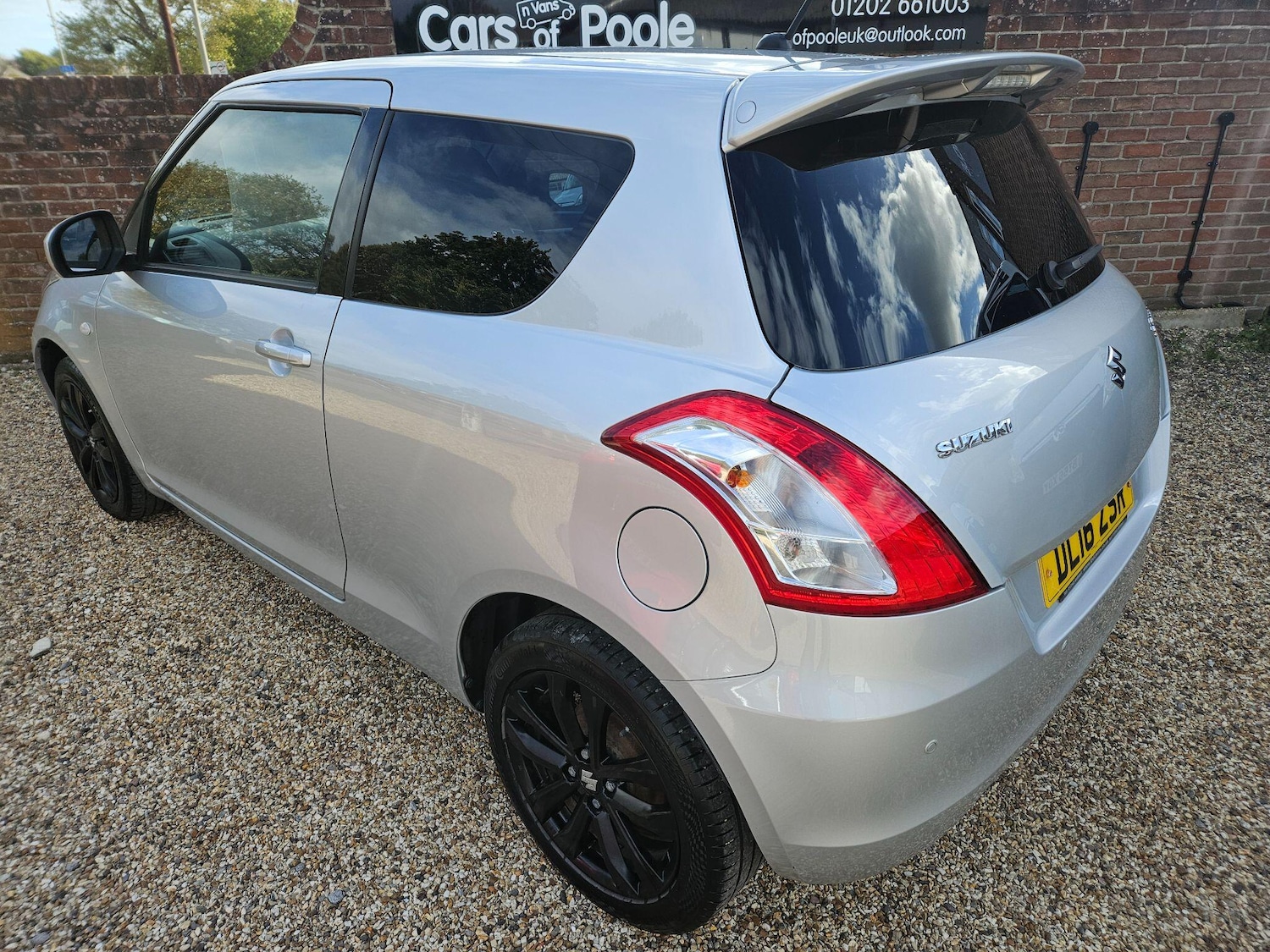 Used Suzuki Swift 2016 for sale - 76175187: Photo 3