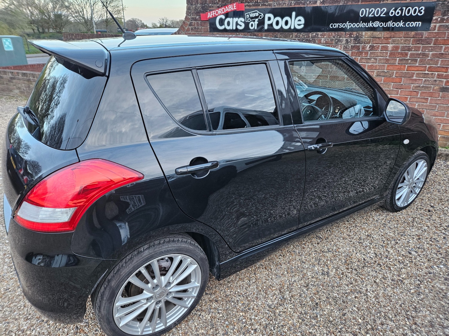 Used Suzuki Swift 2015 for sale - 78112406: Photo 4