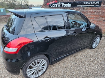 Used Suzuki Swift 2015 for sale - 78112406: Photo