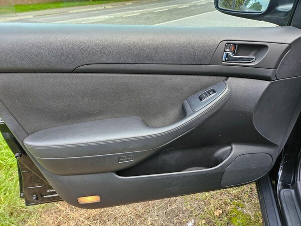 Used Toyota Avensis 2006 for sale - 76190090: Photo 14