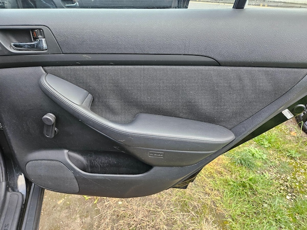 Used Toyota Avensis 2006 for sale - 76190090: Photo 18