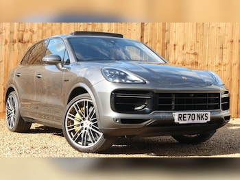 Used Porsche Cayenne 2020 for sale - 76064264: Photo