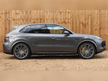 Used Porsche Cayenne 2020 for sale - 76064264: Photo