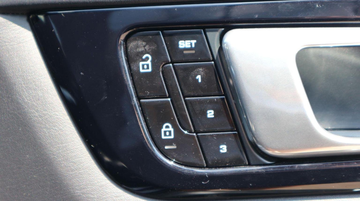 Vehicle 43