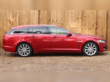 Used Jaguar XF 2015 for sale - 76397135: Photo