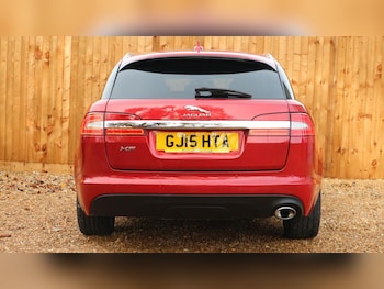 Used Jaguar XF 2015 for sale - 76397135: Photo