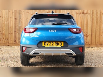 Used Kia Stonic 2022 for sale - 76064277: Photo