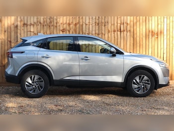 Used Nissan Qashqai 2023 for sale - 76070463: Photo