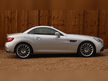 Used Mercedes-Benz SLC 2017 for sale - 76064256: Photo