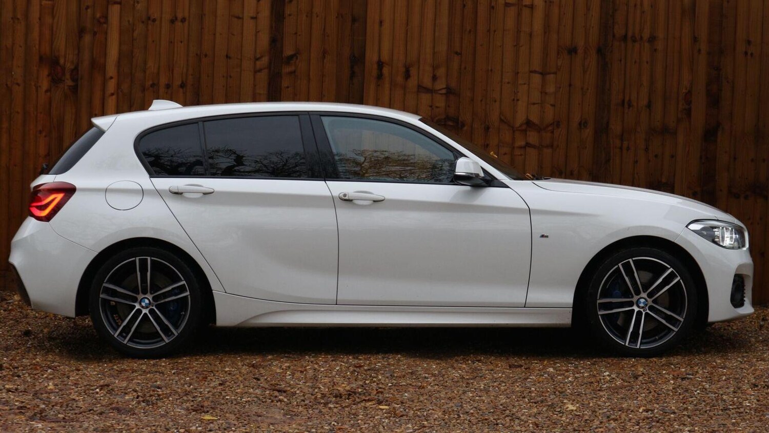 Used BMW 1 Series 2019 for sale - 76591505: Photo 2