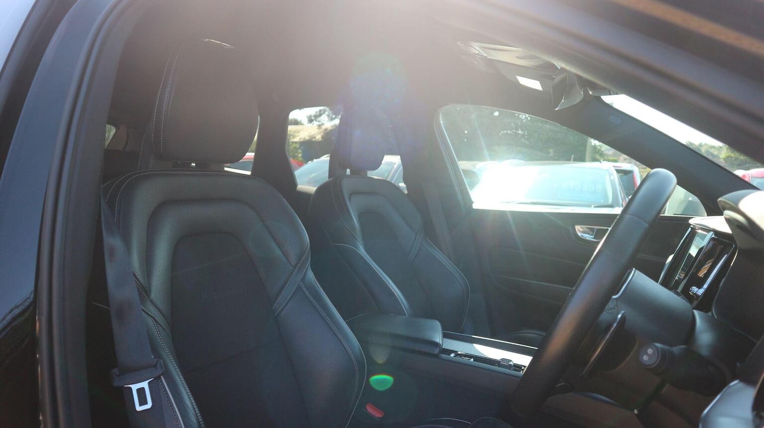 Used Volvo XC60 2018 for sale - 76128876: Photo 17