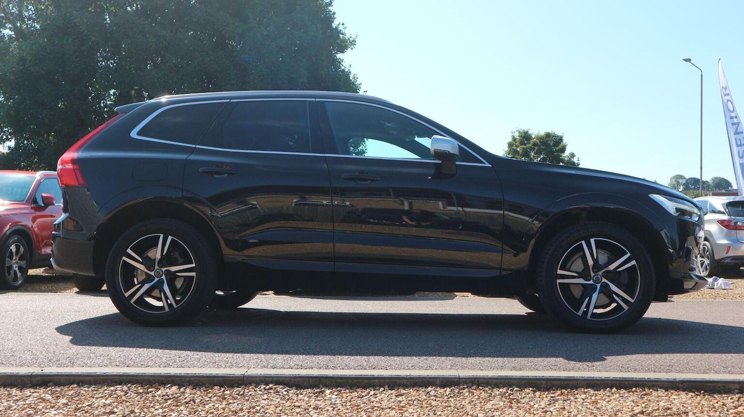 Used Volvo XC60 2018 for sale - 76128876: Photo 2