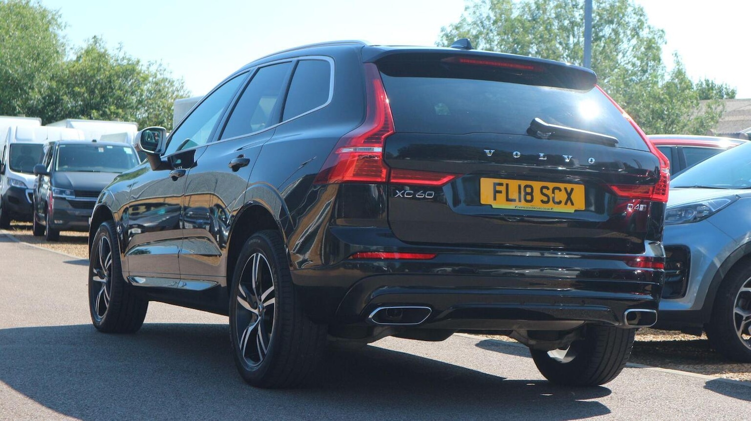 Used Volvo XC60 2018 for sale - 76128876: Photo 5