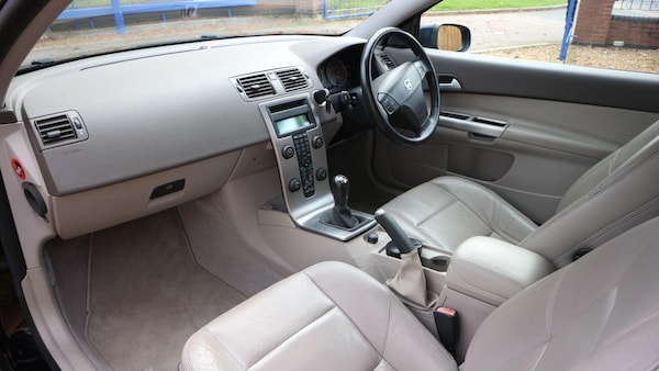 Used Volvo C30 2016 for sale - 76324752: Photo 24