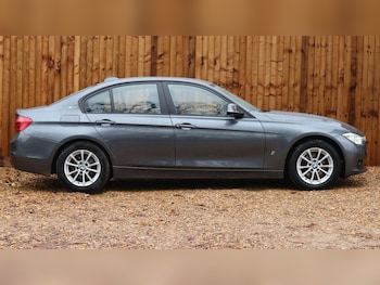 Used BMW 3 Series 2017 for sale - 76397109: Photo