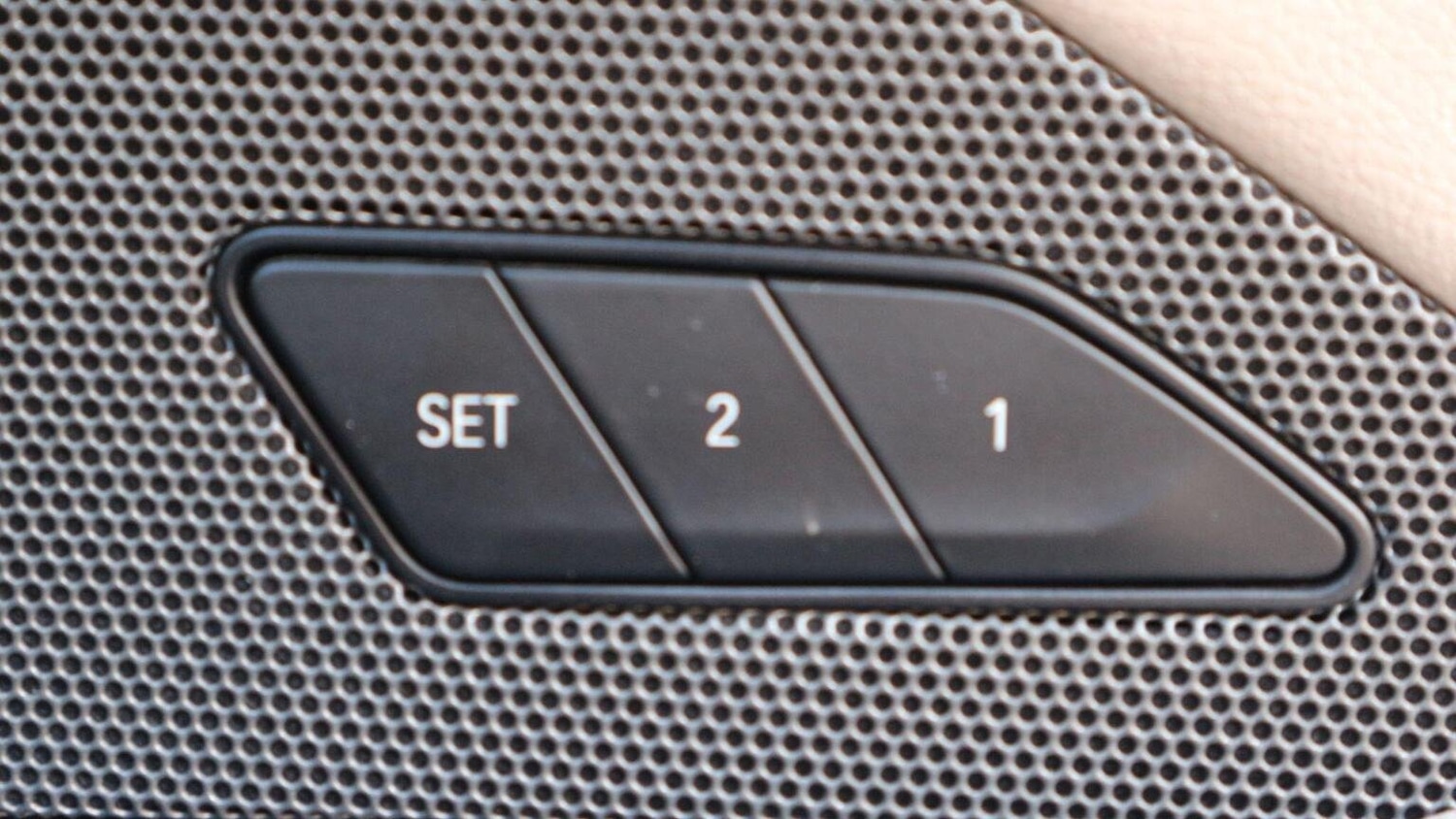 Vehicle 77