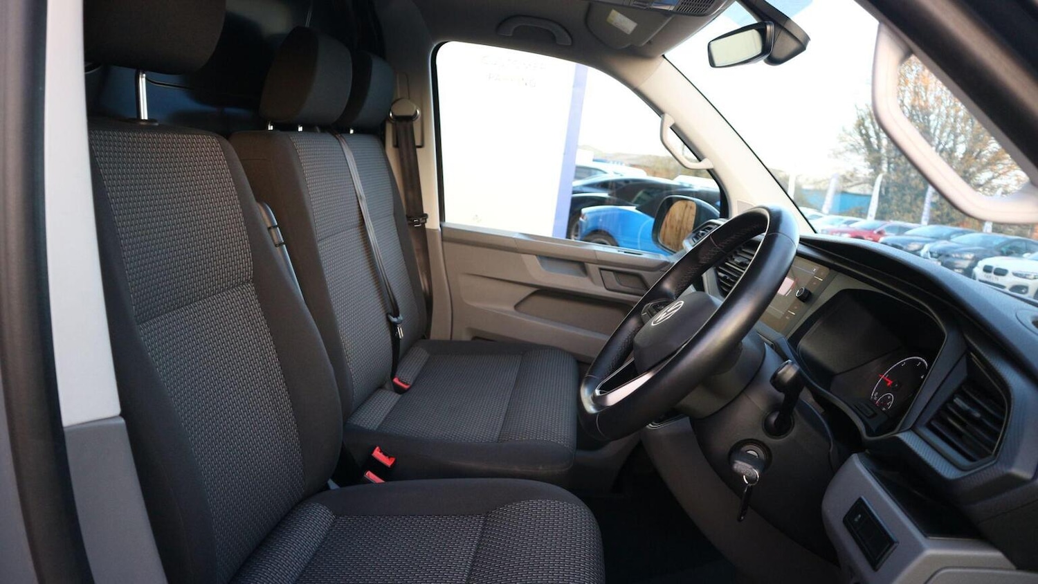 Used Volkswagen Transporter 2024 for sale - 76618721: Photo 20