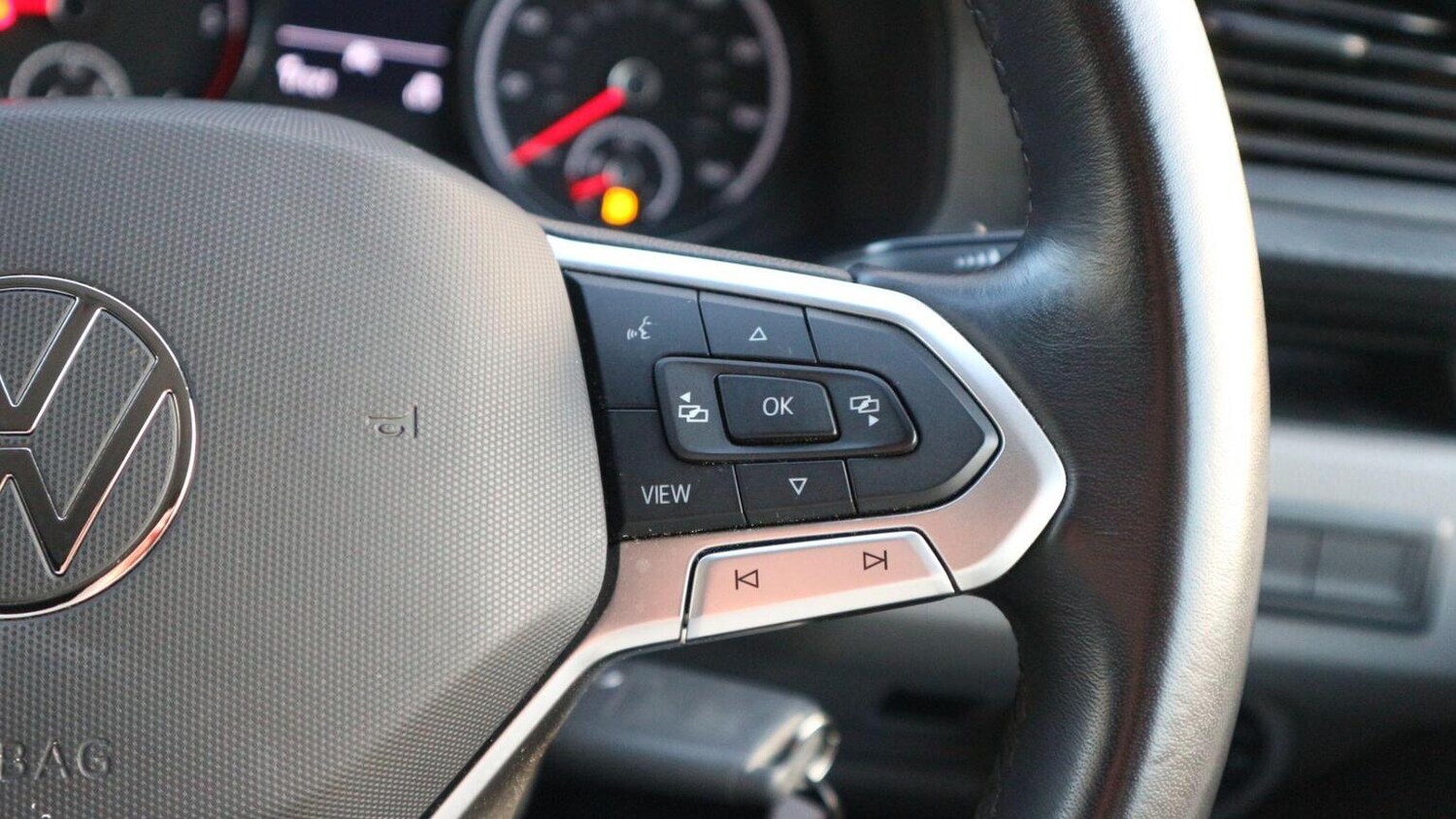 Used Volkswagen Transporter 2024 for sale - 76618721: Photo 38