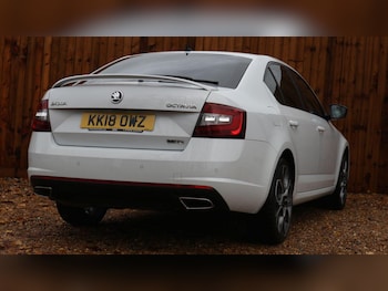 Used Skoda Octavia 2018 for sale - 76430934: Photo