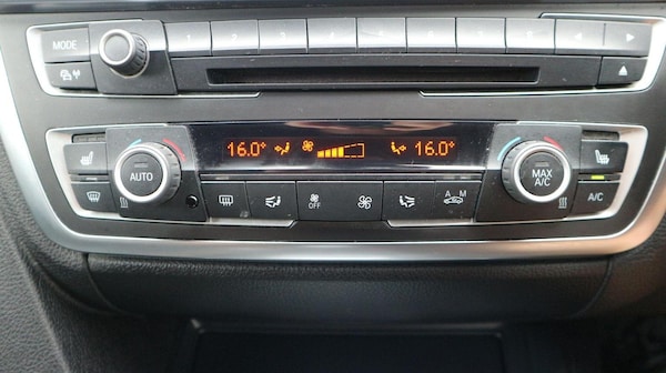 Used BMW 3 Series 2012 for sale - 76237115: Photo 32