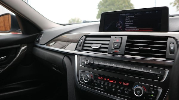 Used BMW 3 Series 2012 for sale - 76237115: Photo 37