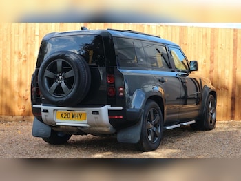 Used Land Rover Defender 110 2023 for sale - 76064258: Photo