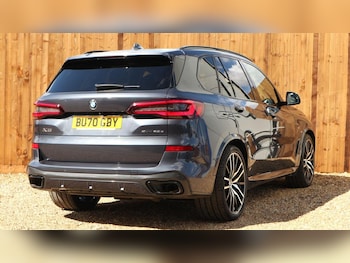 Used BMW X5 2021 for sale - 76064259: Photo
