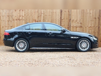 Used Jaguar XE 2017 for sale - 76064267: Photo