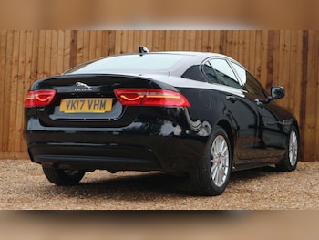 Used Jaguar XE 2017 for sale - 76064267: Photo