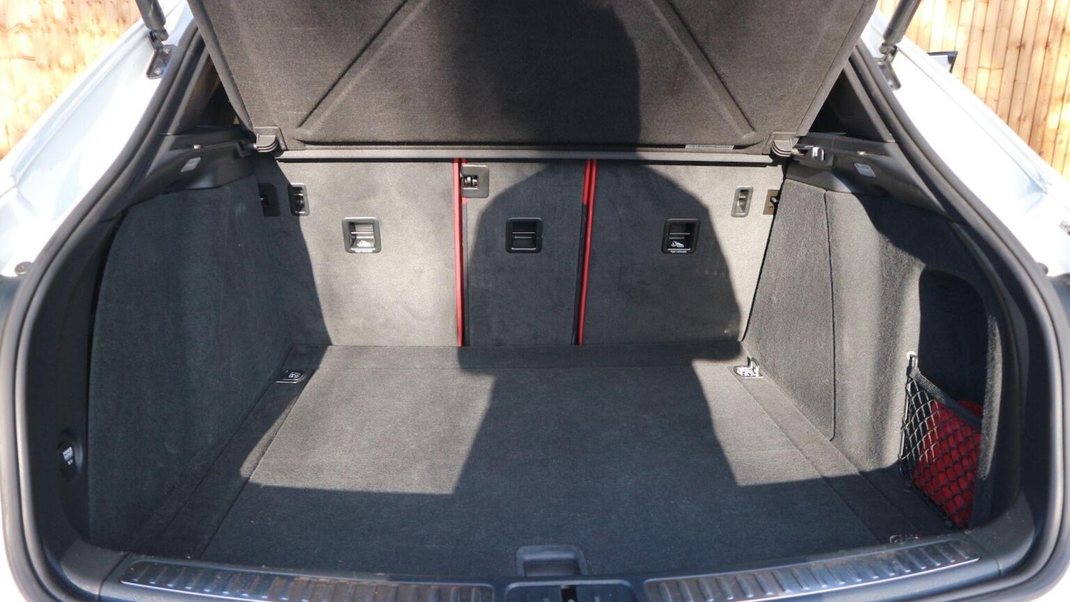 Used Porsche Macan 2019 for sale - 76618572: Photo 20