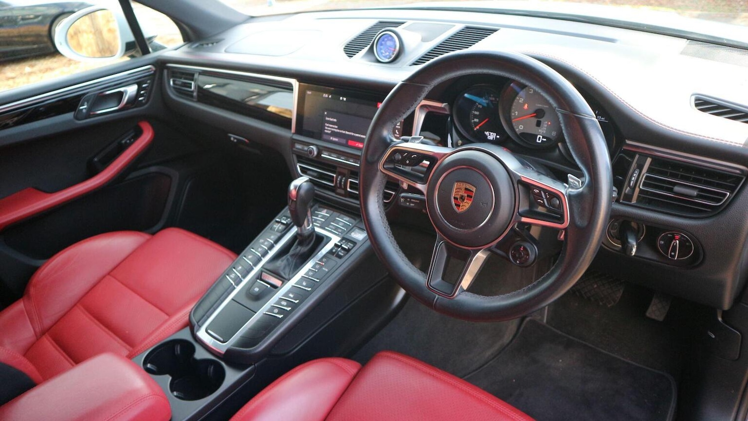 Used Porsche Macan 2019 for sale - 76618572: Photo 23