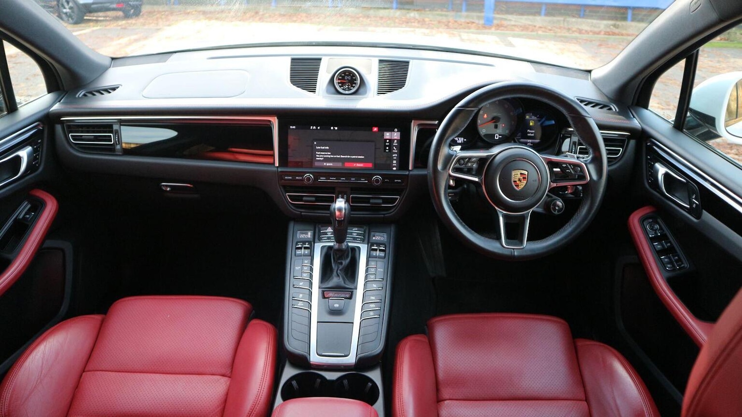 Used Porsche Macan 2019 for sale - 76618572: Photo 25