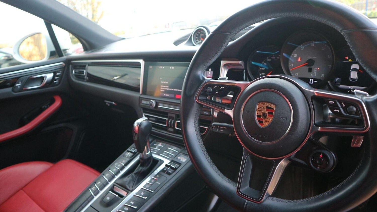 Used Porsche Macan 2019 for sale - 76618572: Photo 36